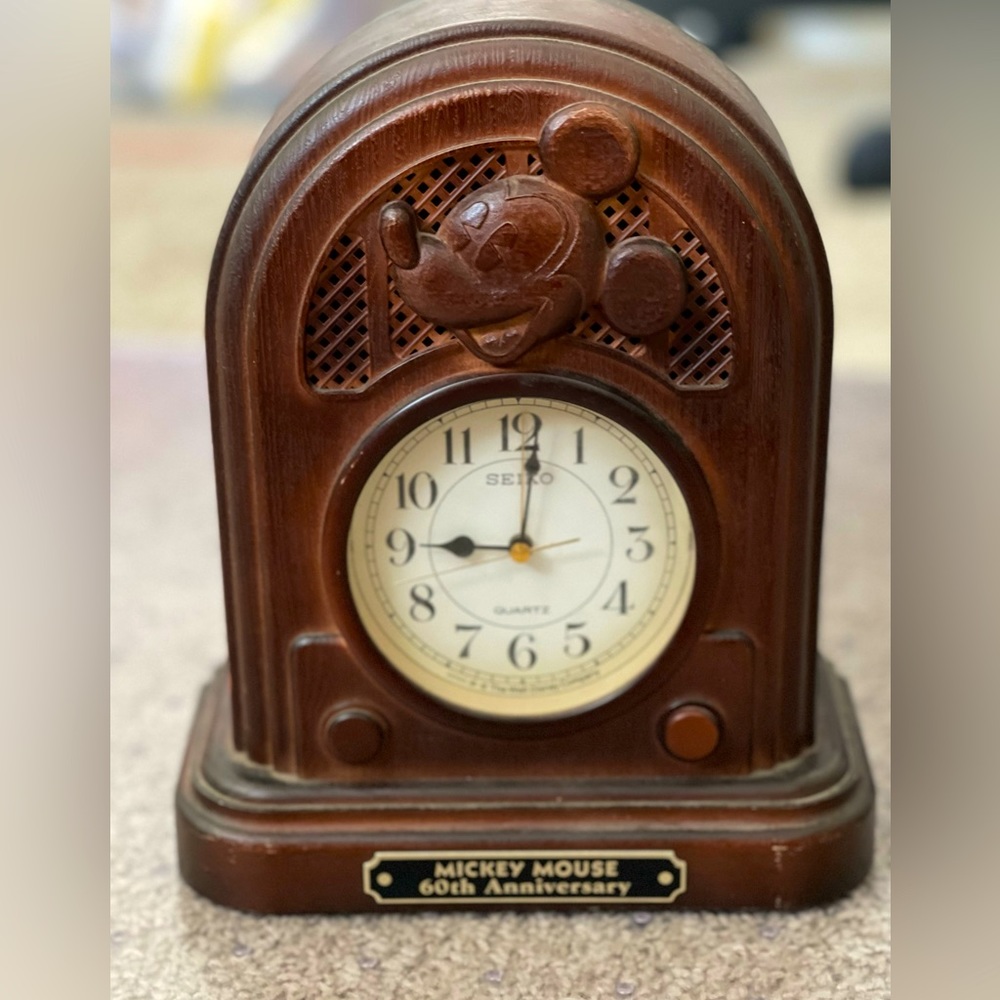 Vintage MICKEY MOUSE Talking Alarm Clock Mantel Clock